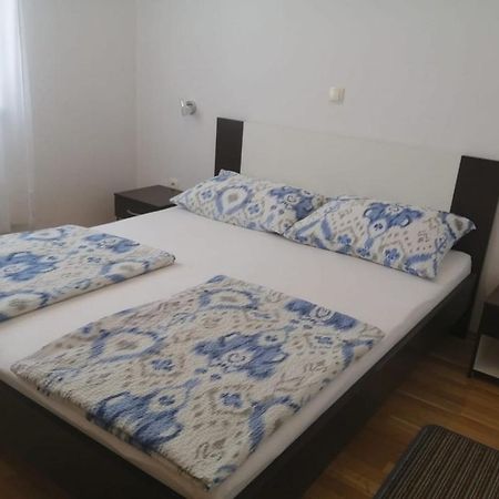 Apartments Ruzmarin Врси Экстерьер фото